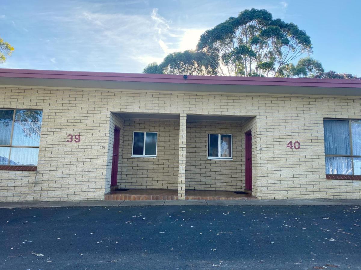 Limestone Coast Tourist Park 干比尔山 外观 照片